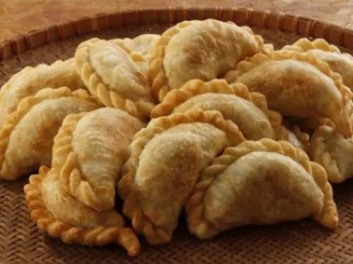 EMPANADA HAWAIANA